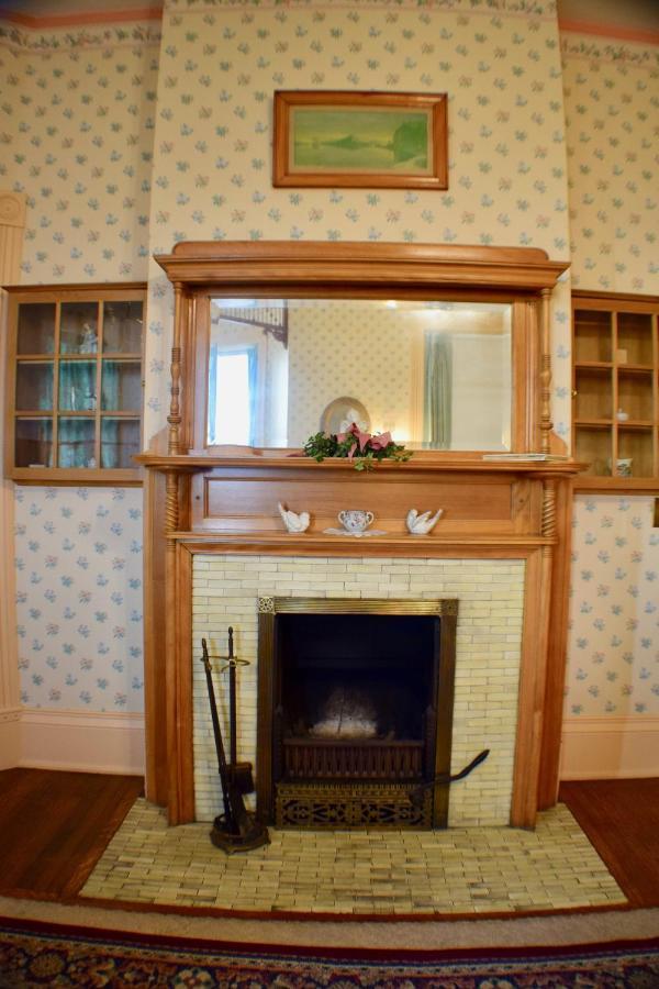 The Hancock House Bed & Breakfast Inn Dubuque Dış mekan fotoğraf