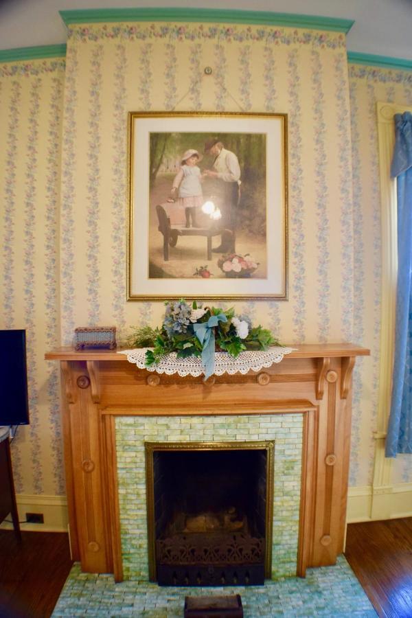 The Hancock House Bed & Breakfast Inn Dubuque Dış mekan fotoğraf