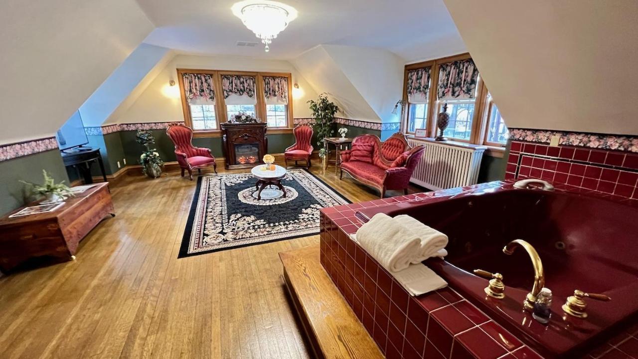 The Hancock House Bed & Breakfast Inn Dubuque Dış mekan fotoğraf