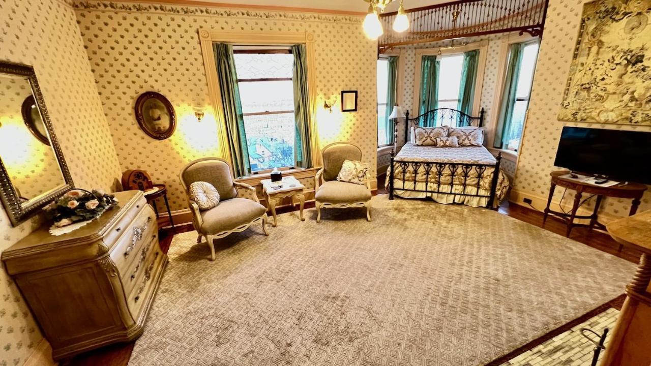 The Hancock House Bed & Breakfast Inn Dubuque Dış mekan fotoğraf