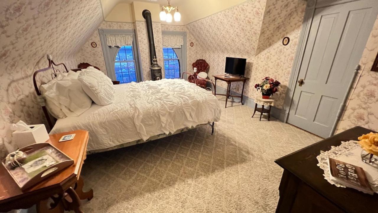 The Hancock House Bed & Breakfast Inn Dubuque Dış mekan fotoğraf