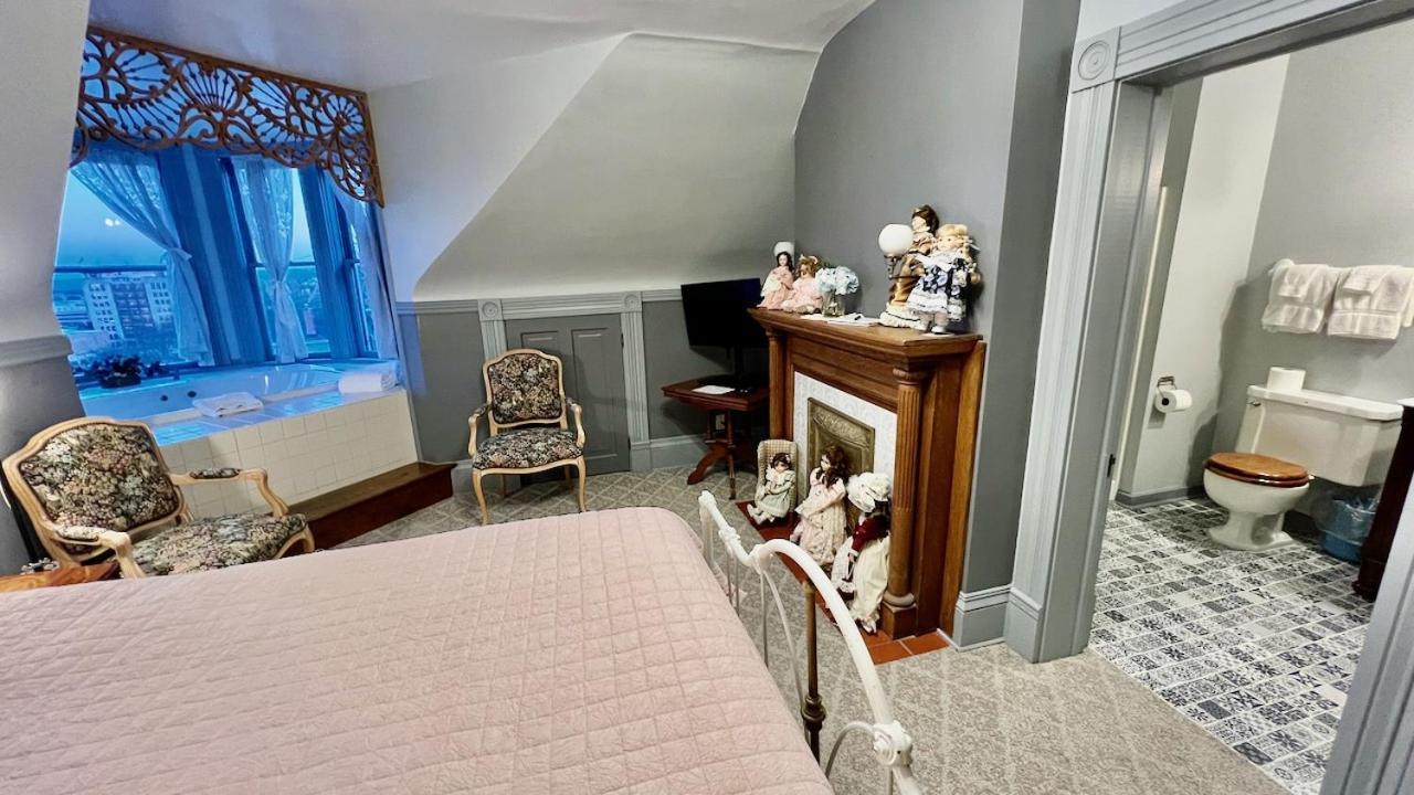 The Hancock House Bed & Breakfast Inn Dubuque Dış mekan fotoğraf