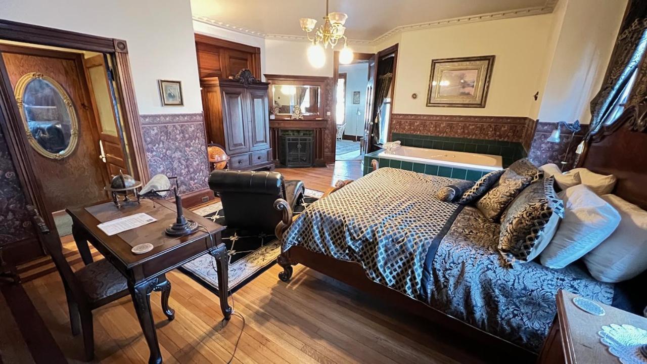 The Hancock House Bed & Breakfast Inn Dubuque Dış mekan fotoğraf