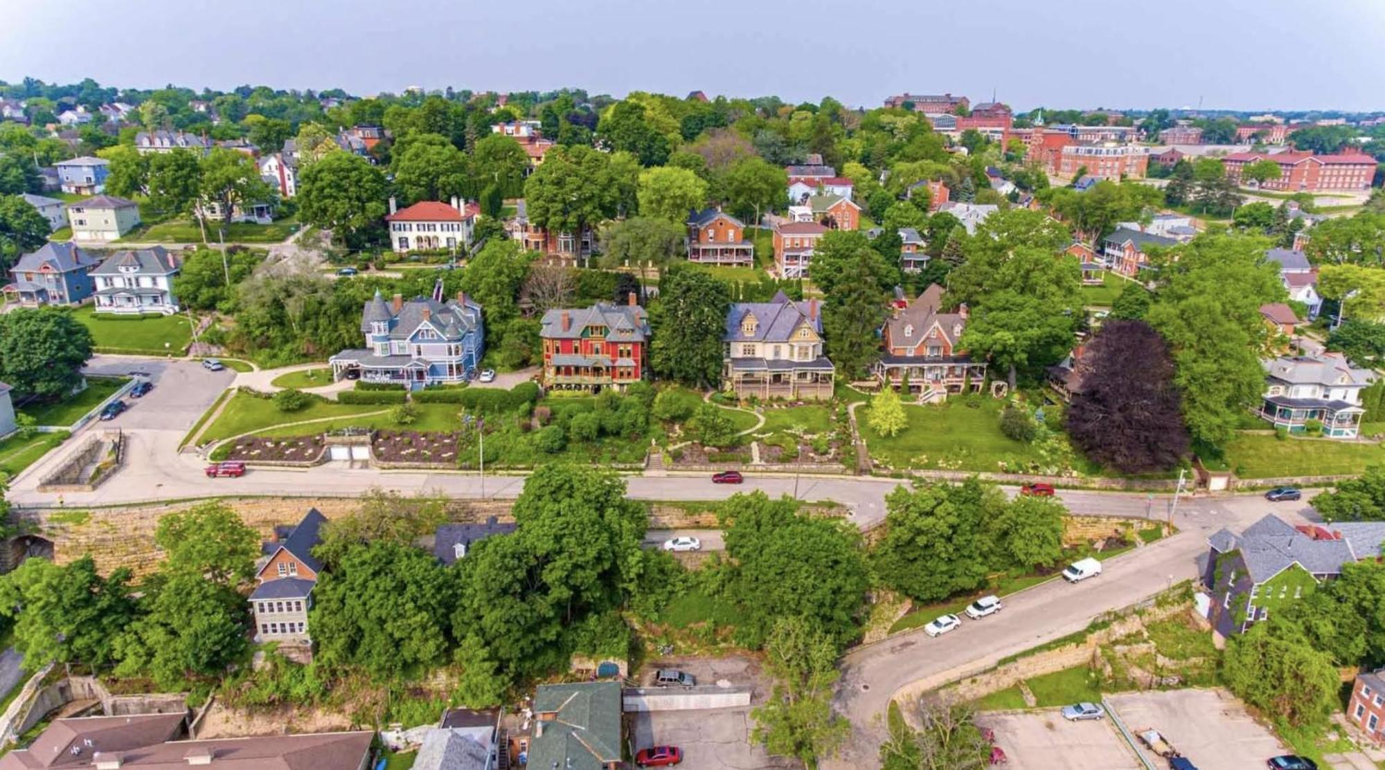 The Hancock House Bed & Breakfast Inn Dubuque Dış mekan fotoğraf